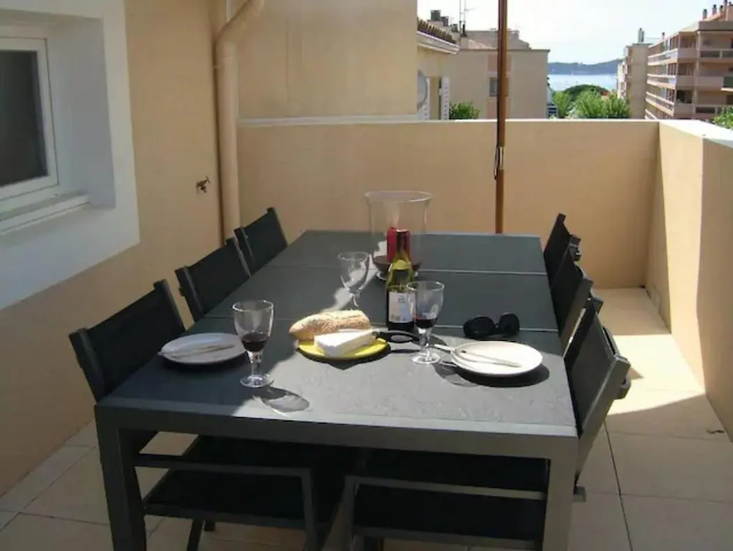 Casa Del Mar - Beautiful Two Bedroom Penthouse Apartment Sainte-Maxime 0*,  France